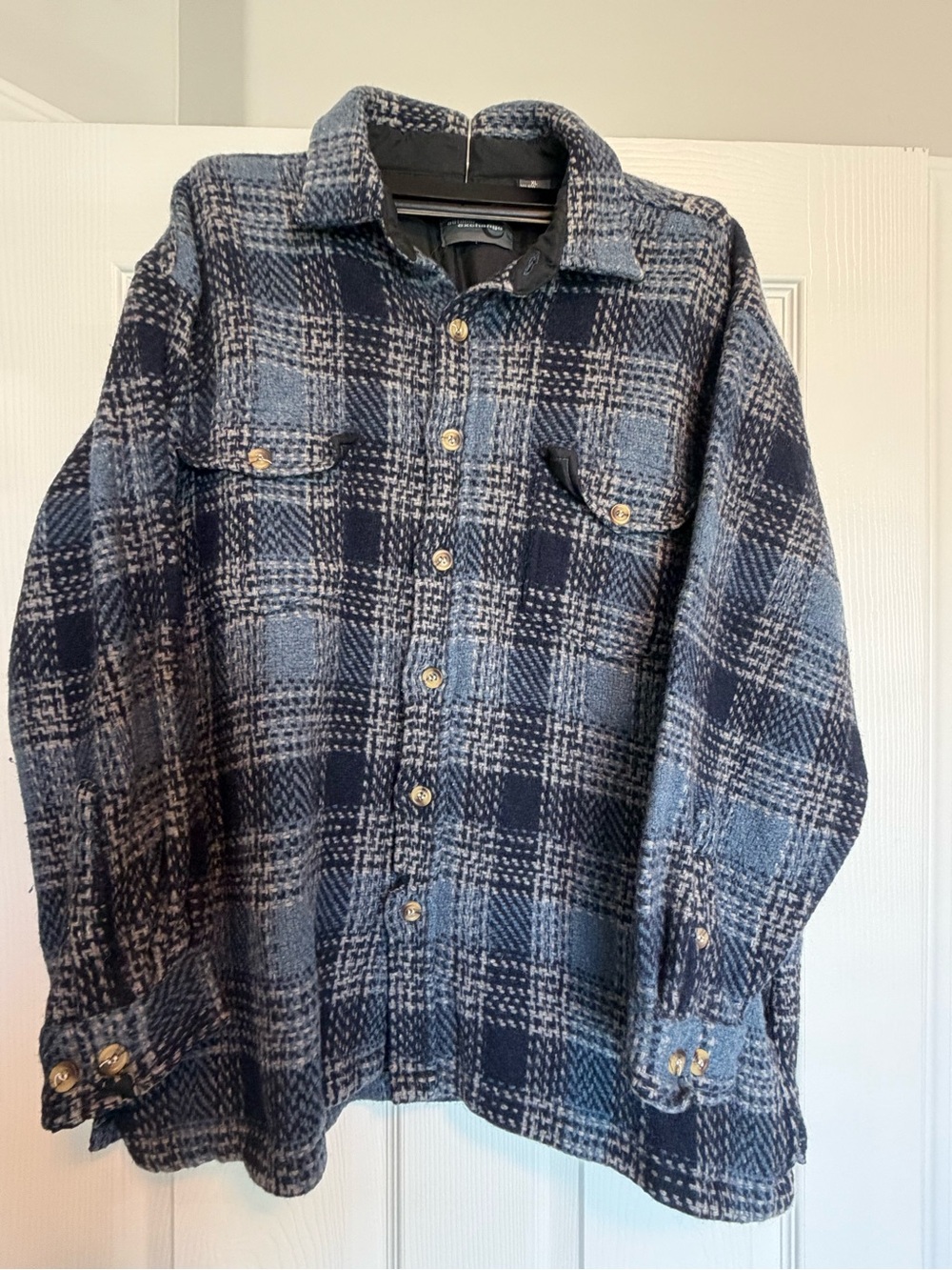 Men's Navy & Light Blue Plaid Shirt Jacket